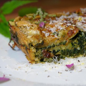 Gänsefuß-Brennnessel-Zucchini-Lasagne