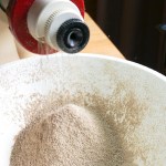 Eichelstücke mahlen